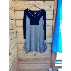 Jenny May Houndstooth Handkerchief Hem Dress Black White Long Sleeve Size 10